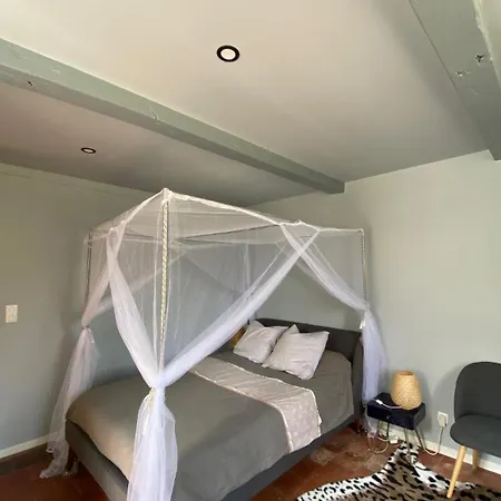 La Bastide Bed & Breakfast *